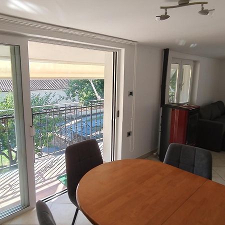 Apartma Apollonio Črni Kal Eksteriør bilde