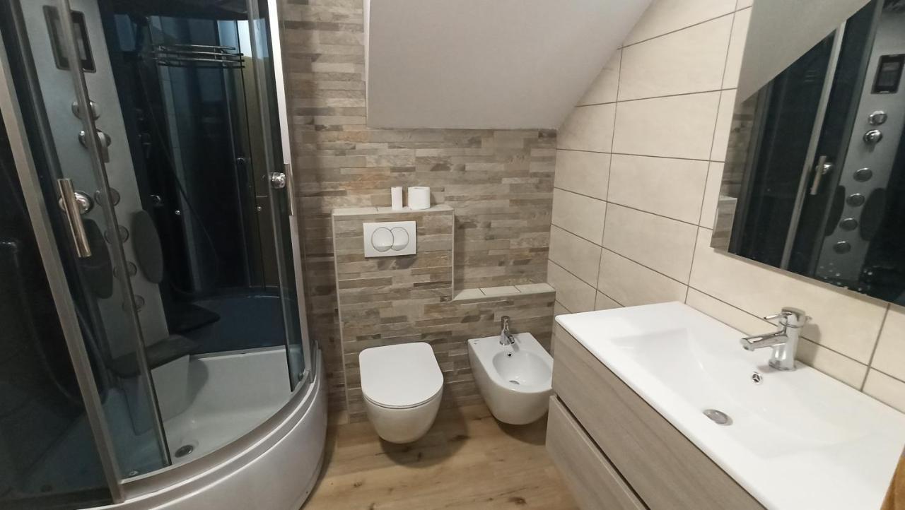 Apartma Apollonio Črni Kal Eksteriør bilde