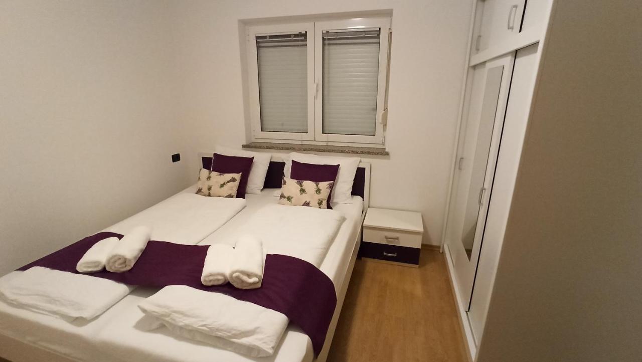 Apartma Apollonio Črni Kal Eksteriør bilde